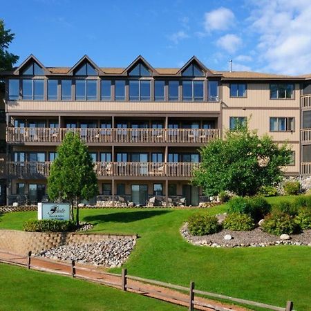 The Pointe Hotel And Suites 미노콰 외부 사진