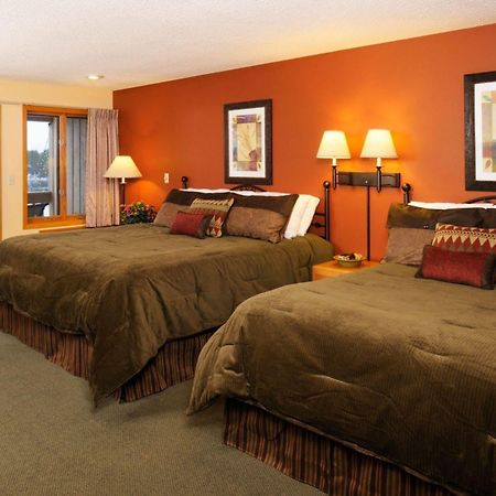 The Pointe Hotel And Suites 미노콰 외부 사진
