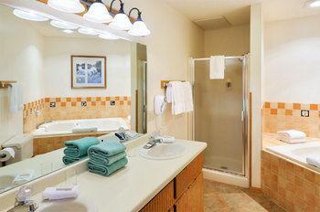 The Pointe Hotel And Suites 미노콰 외부 사진