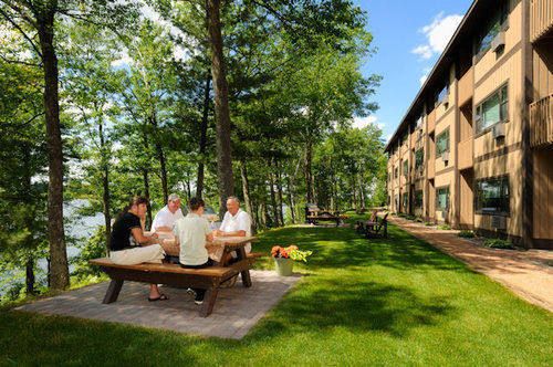 The Pointe Hotel And Suites 미노콰 외부 사진